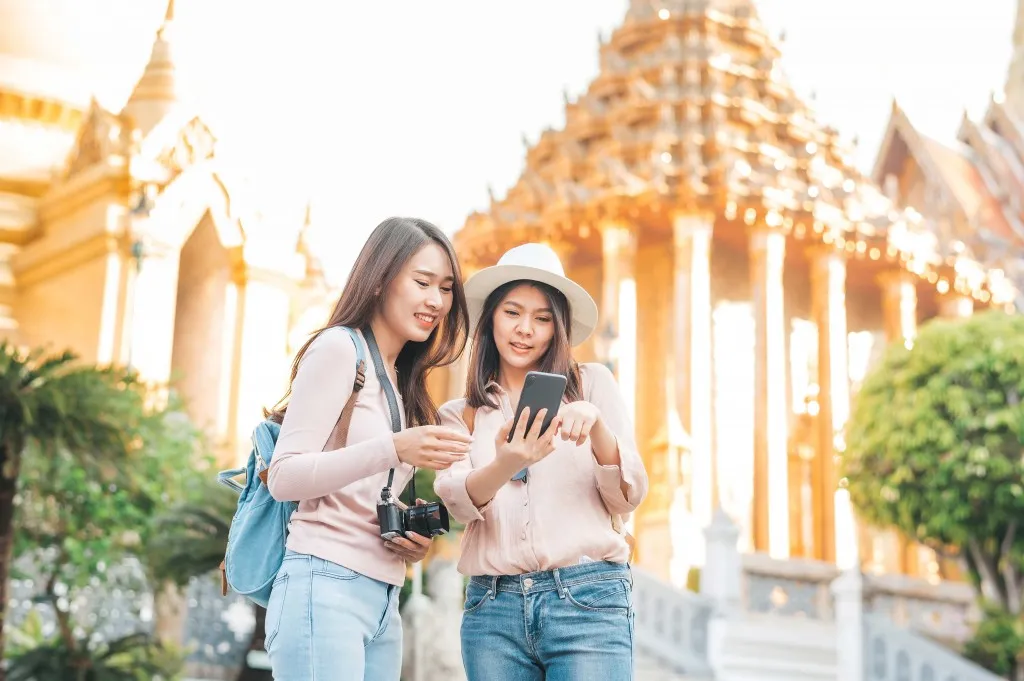 Đặt Dịch Vụ: Vé Máy Bay & Khách Sạn